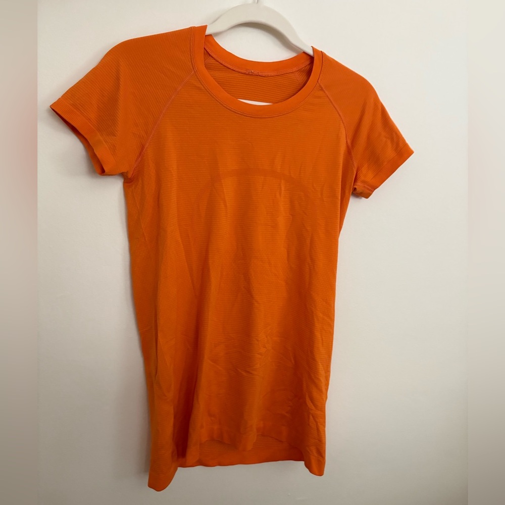 Lululemon Swiftly Lit Orange Short Sleeve - Picture 2 of 5